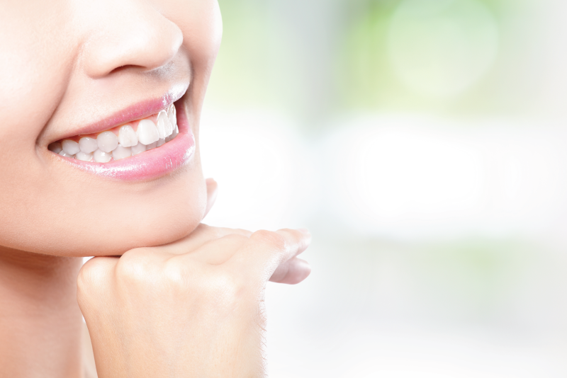 DentAria Dental Clinic Clinique Dentaire services dentistsaux procédures dentaires qui visent à réparer ou à remplacer des parties endommagées ou manquantes d'une dent.